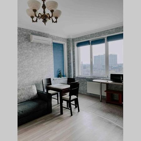 Апартаменты Целиком Odessa Exterior foto
